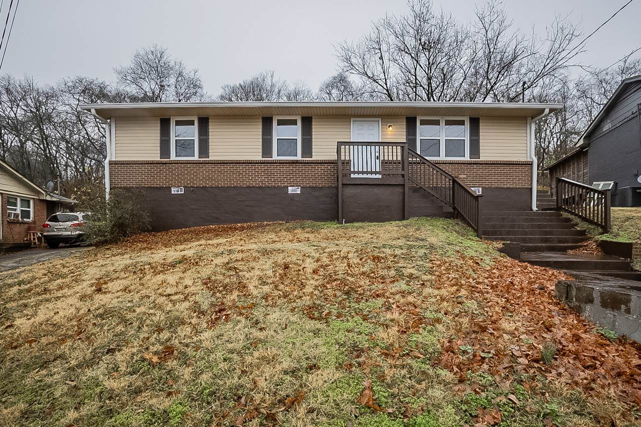 2614 Bethwood Dr - Photo 1