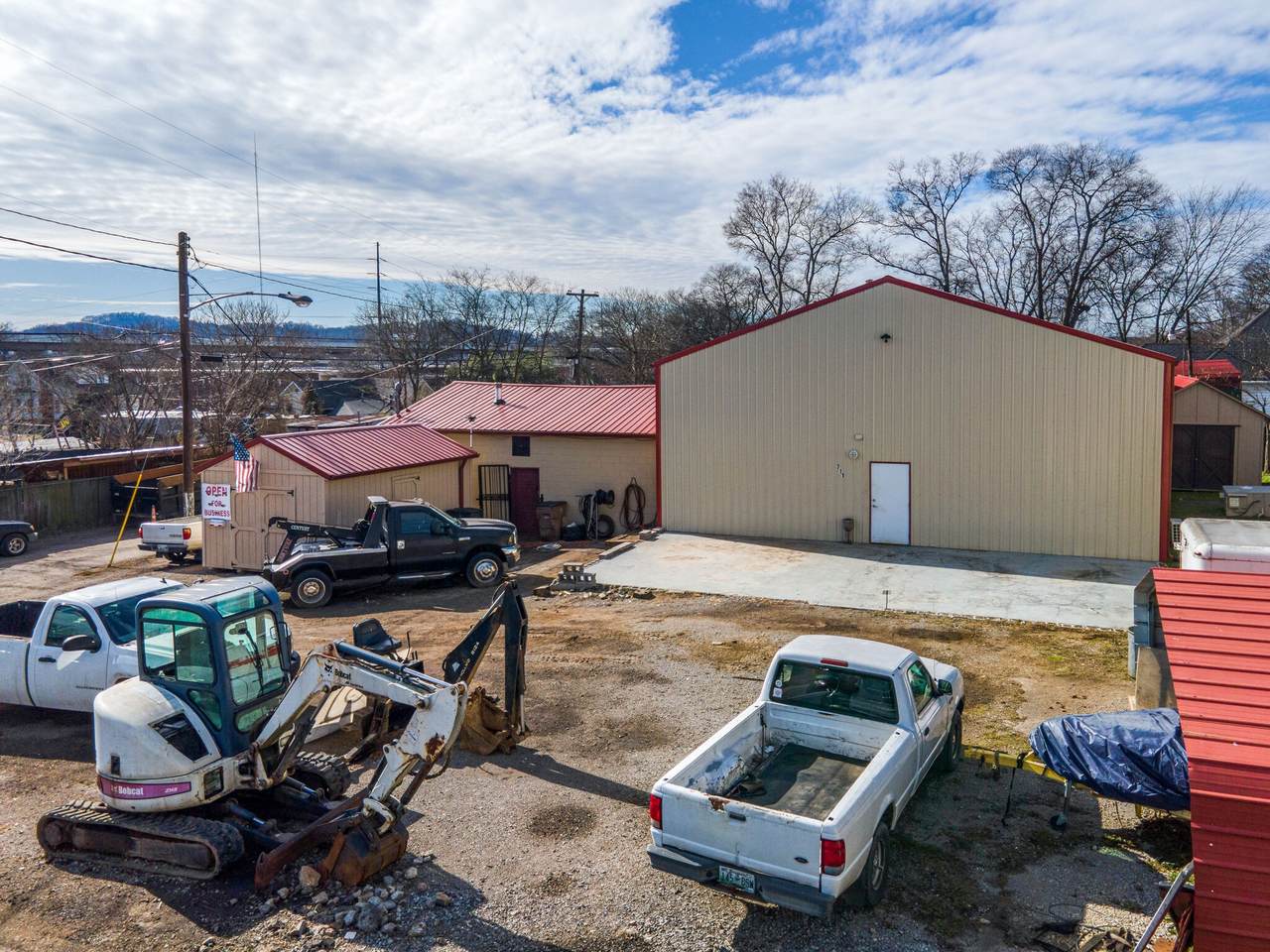711 51st Ave - Photo 1