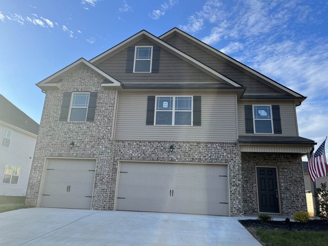 1237 Black Oak Cir - Photo 1