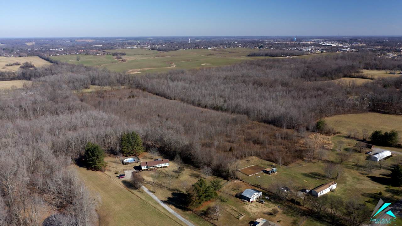 4520 Lahr Rd - Photo 1
