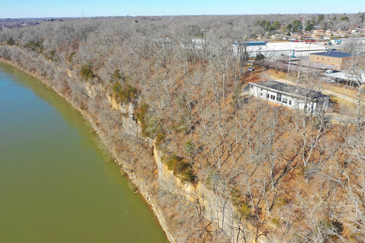 923 Max Ct - Photo 1
