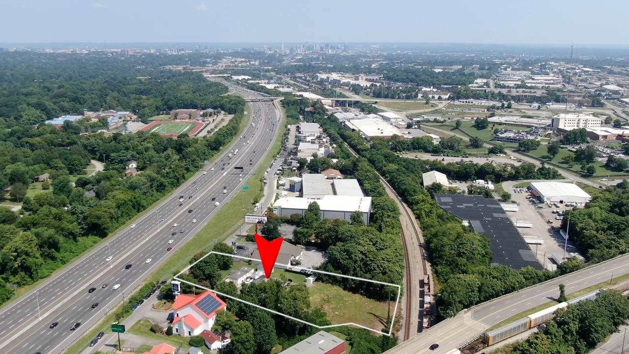 4340 Kenilwood Dr - Photo 1