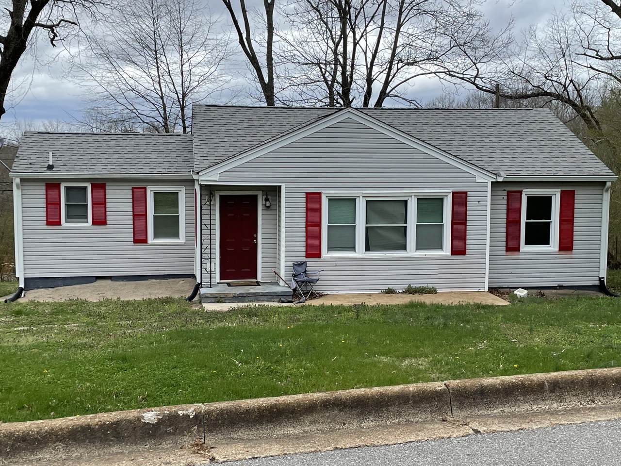 1004 Swift Dr - Photo 1