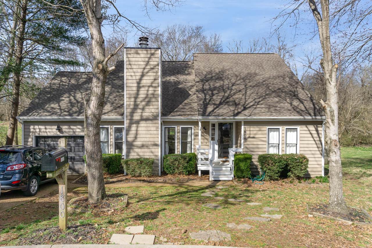 1800 Redwing Ct - Photo 1