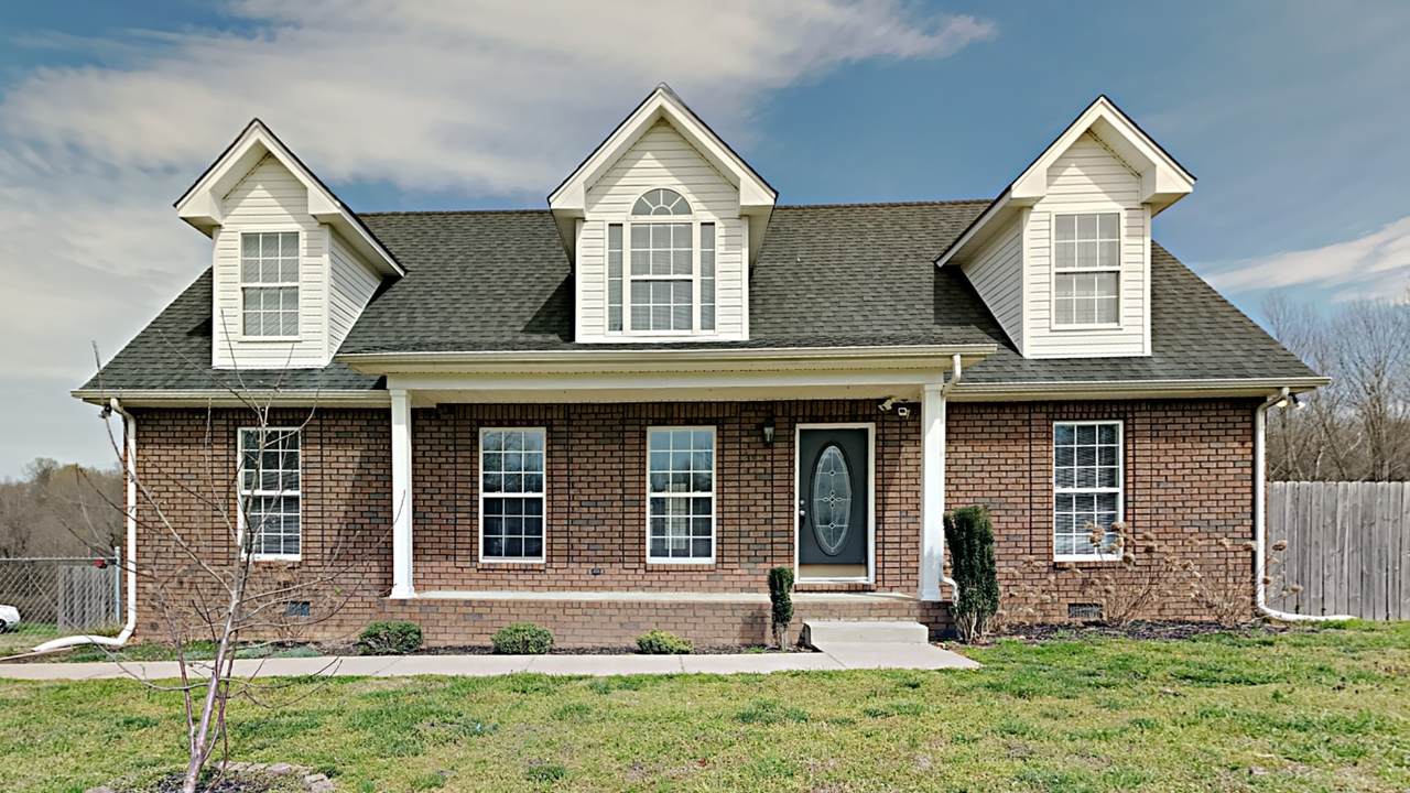1025 Madalyn Way - Photo 1