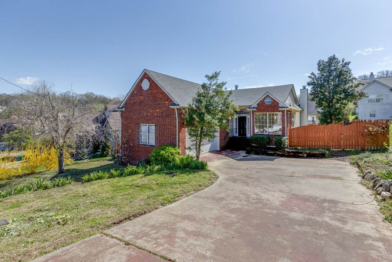 608 Cavendish Ct - Photo 1