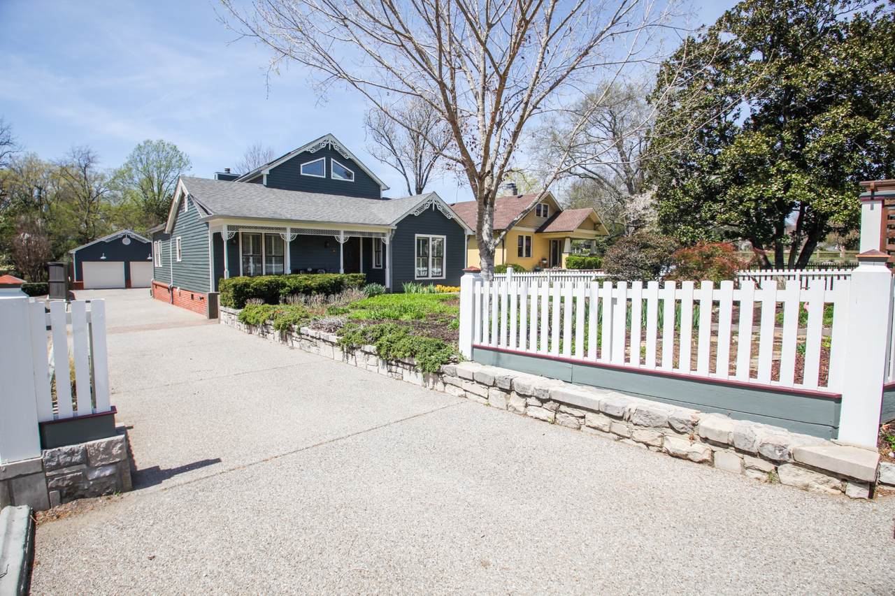 125 Westover Dr - Photo 1