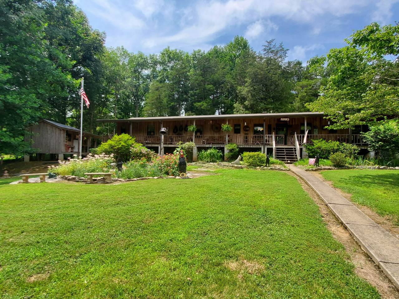 2022 Brooks Bend Ln - Photo 1