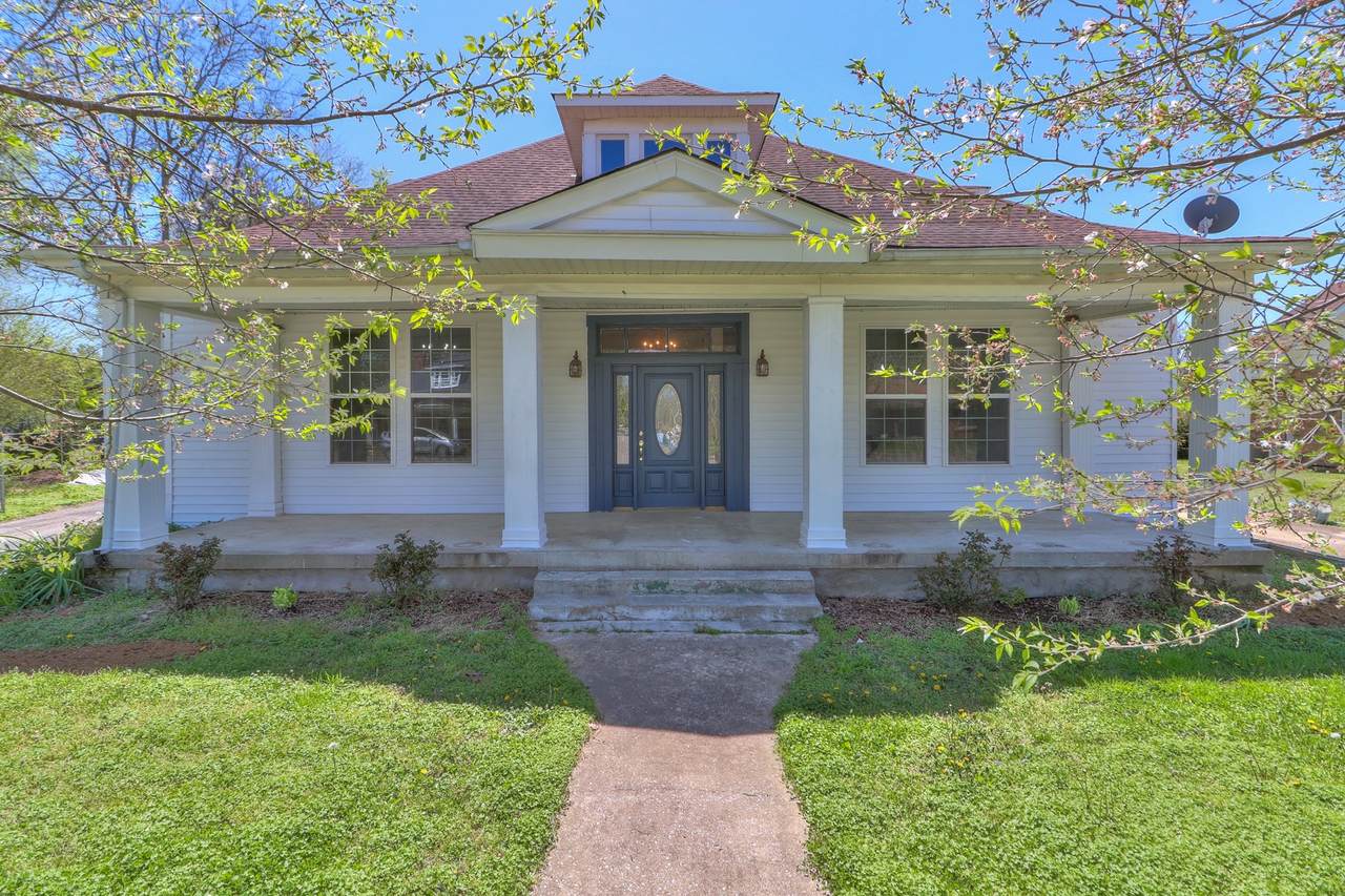 309 W Main St - Photo 1