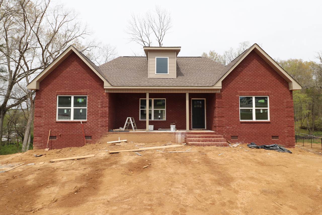 420 Mockingbird Ln - Photo 1