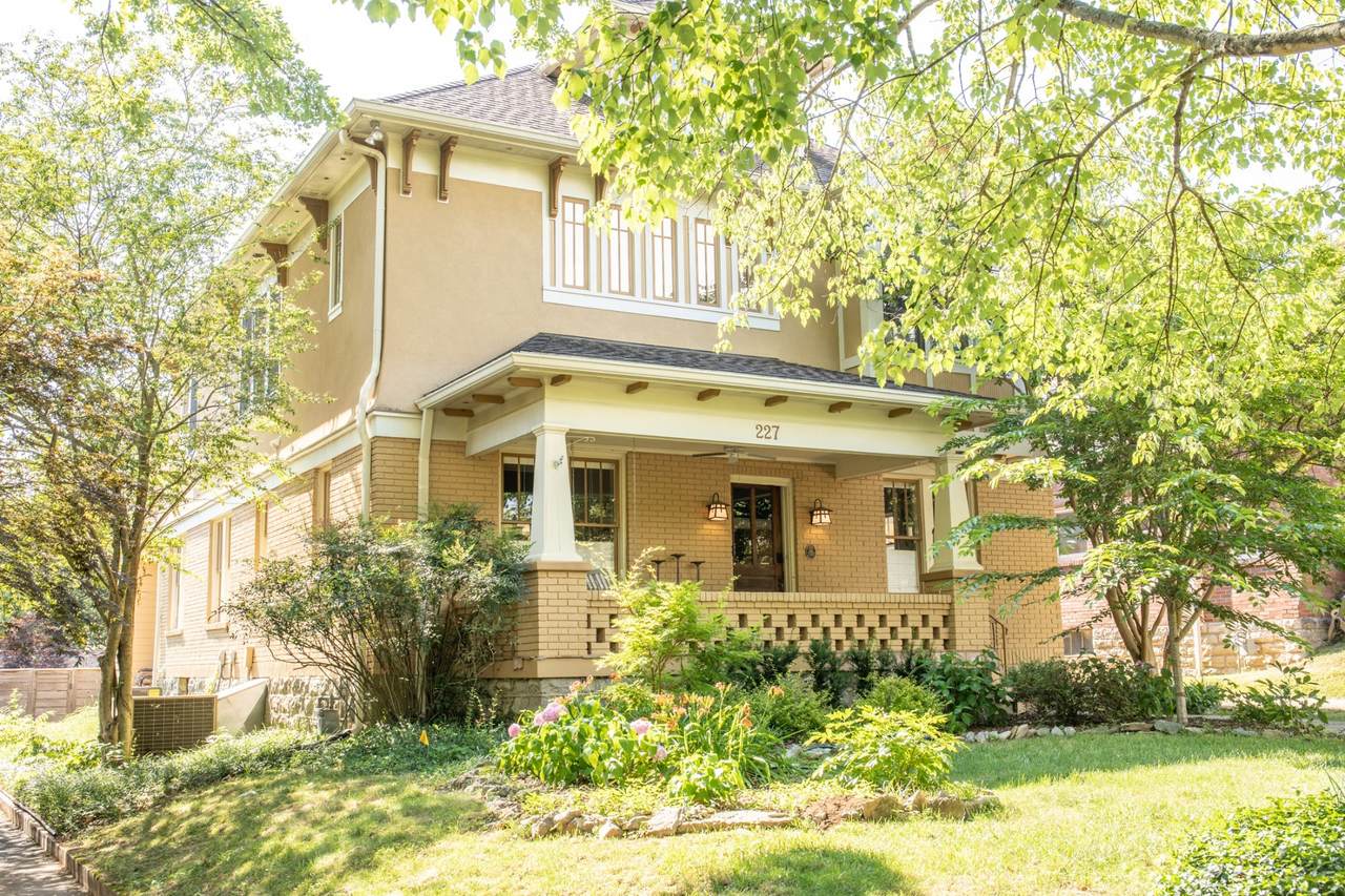 227 Carden Ave - Photo 1