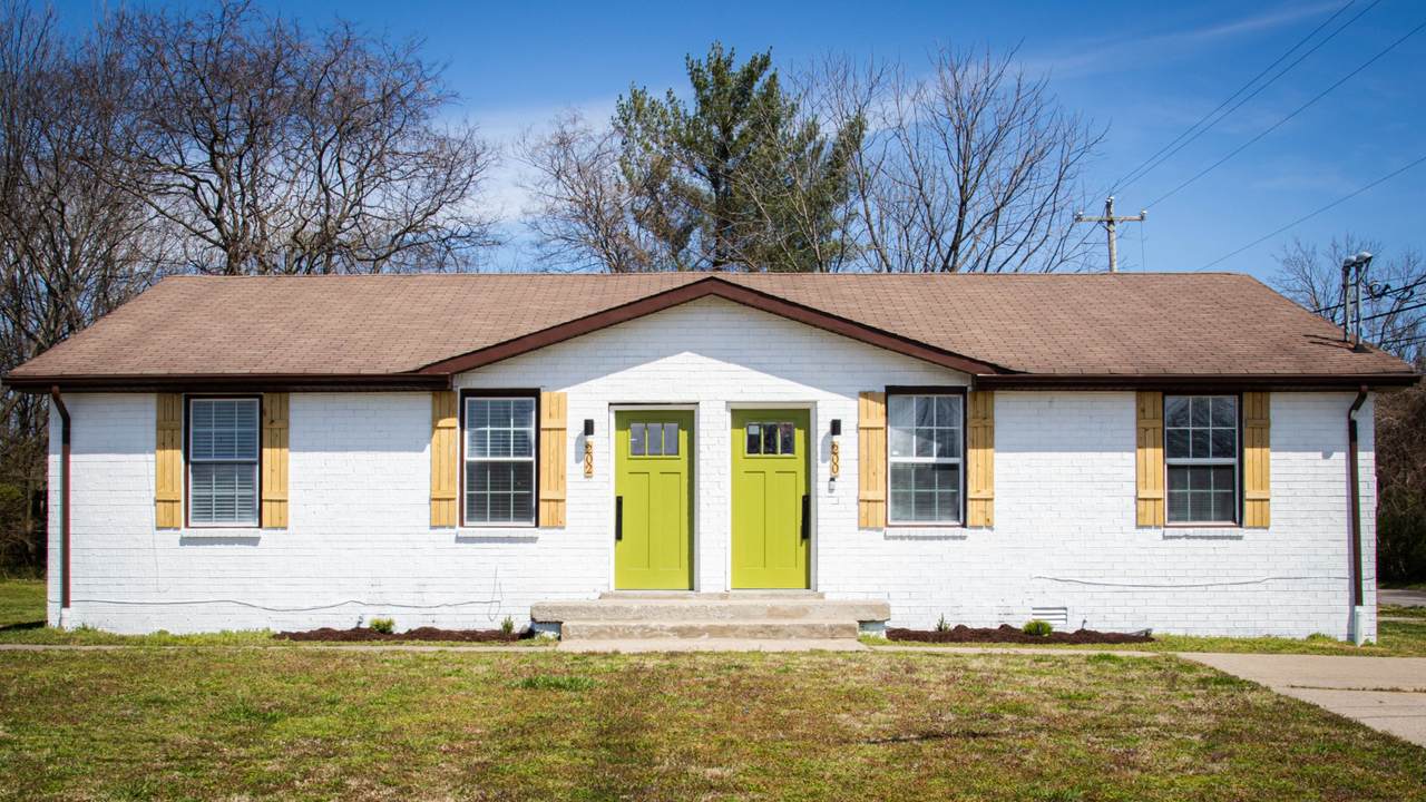200 Tuckahoe Sq - Photo 1