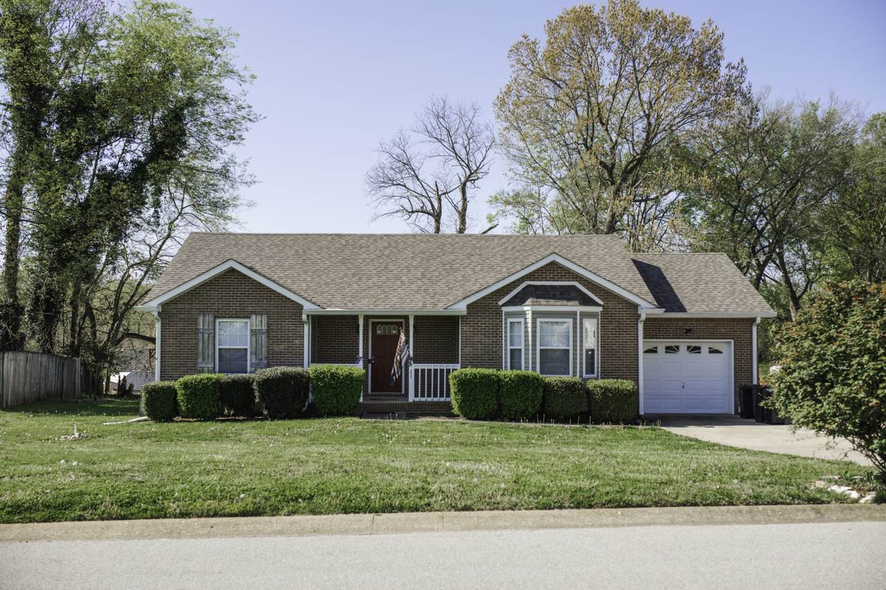 2635 Marymont Dr - Photo 1
