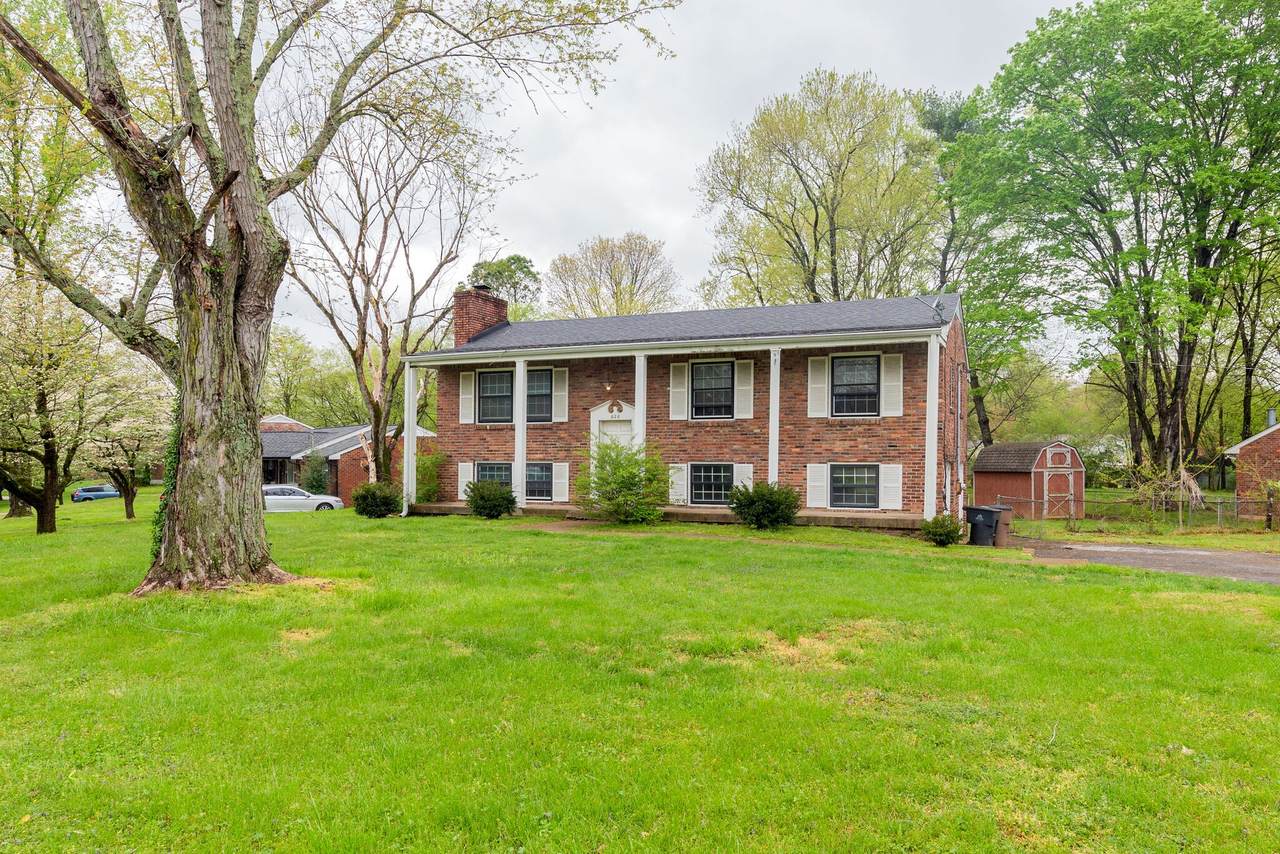 628 Paces Ferry Dr - Photo 1