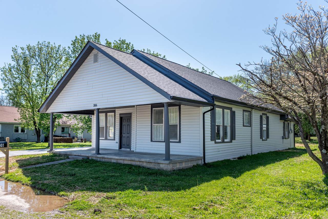 306 N Central Ave - Photo 1