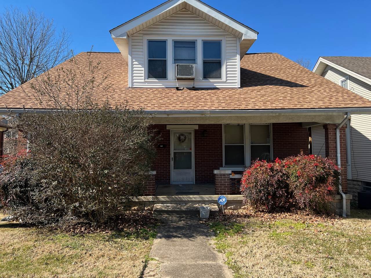 307 Walnut St - Photo 1