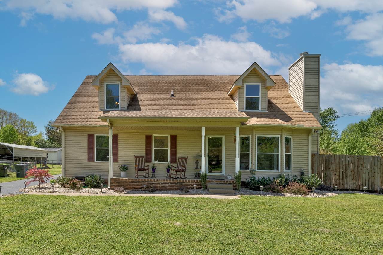 205 Ashmont Lane - Photo 1
