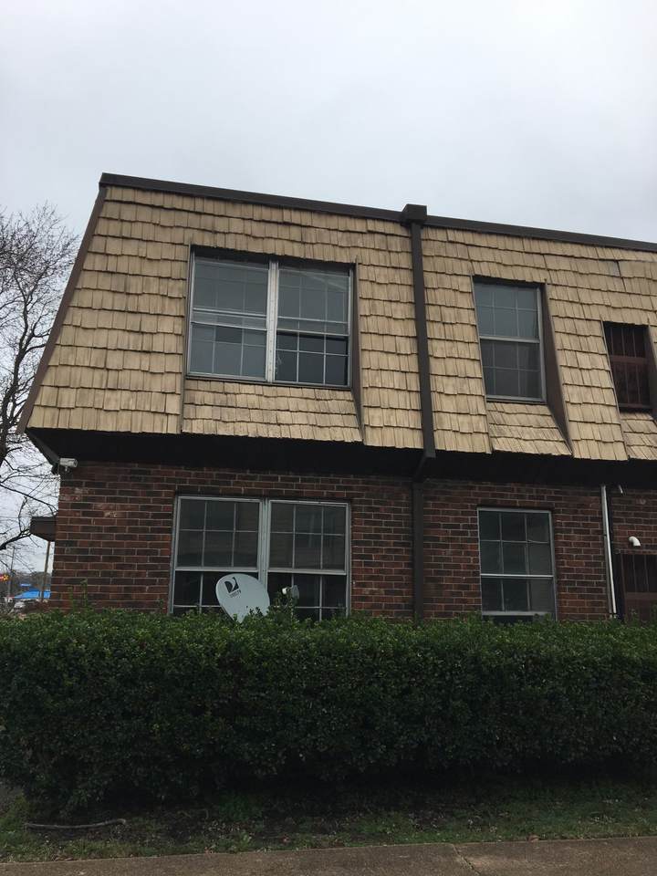 441 Harding Pl - Photo 1