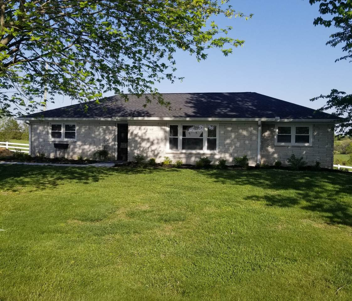 2772 Oakdale Rd - Photo 1