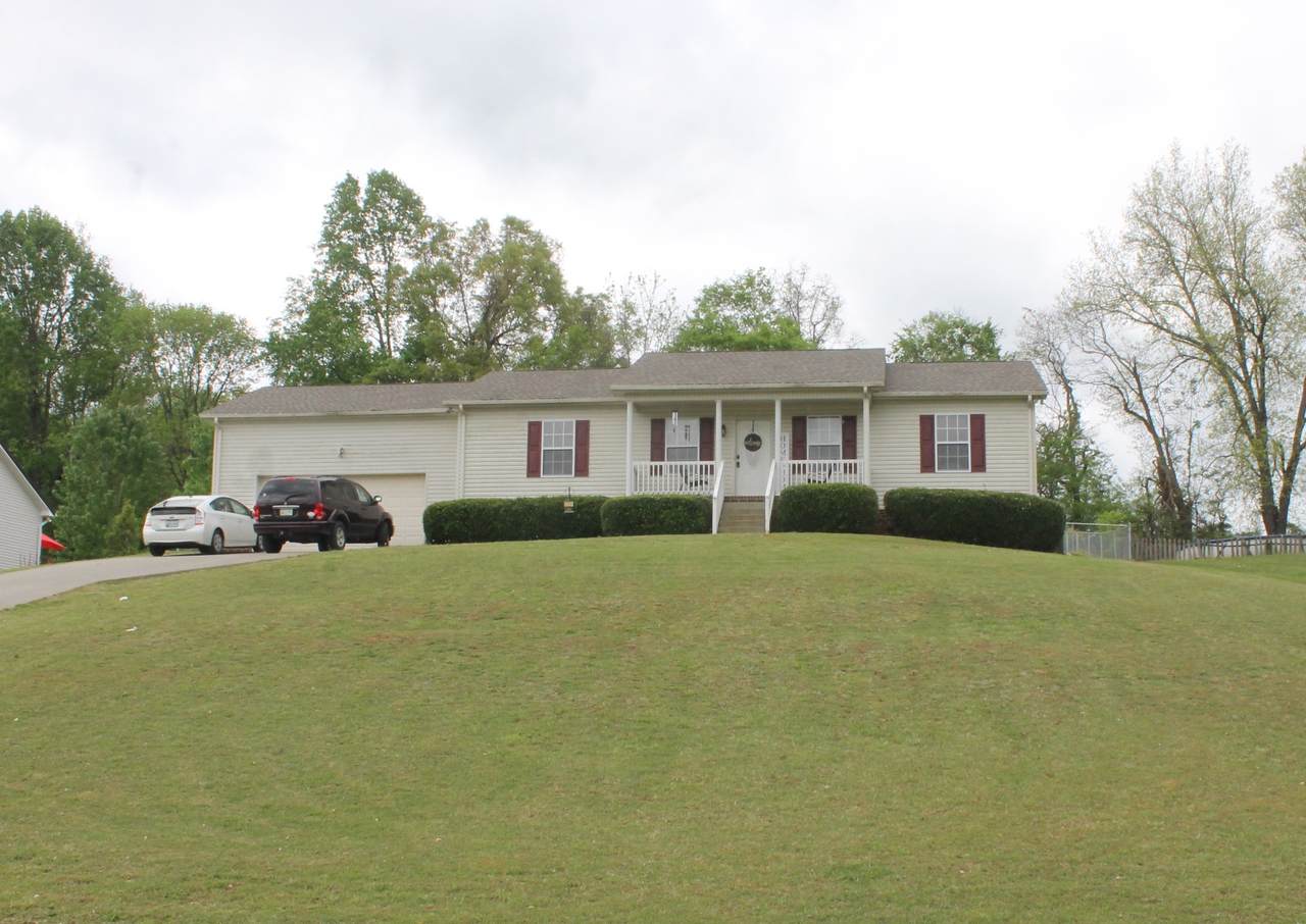 1066 Heatherwood Rd - Photo 1