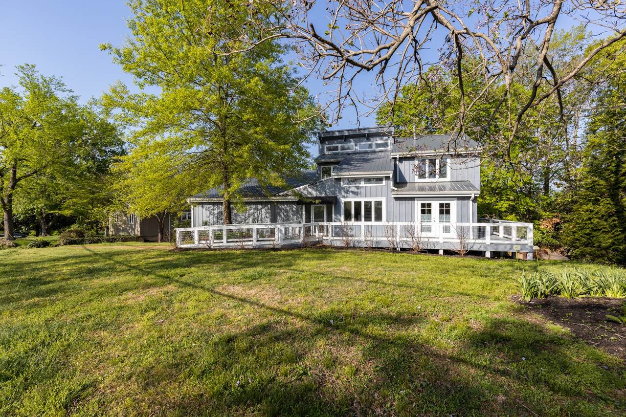 853 Stirrup Dr - Photo 1