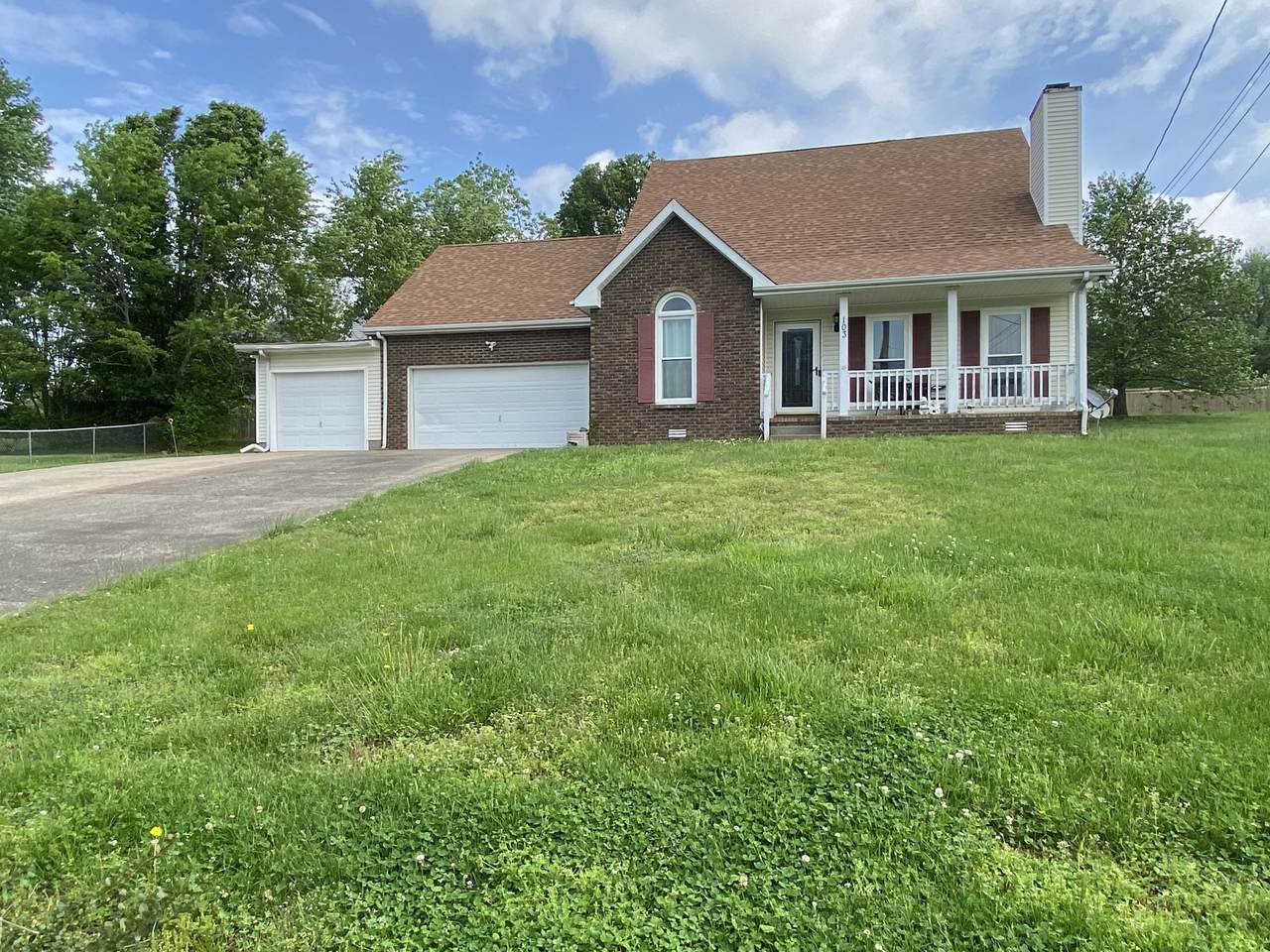 103 Hoy Ct - Photo 1