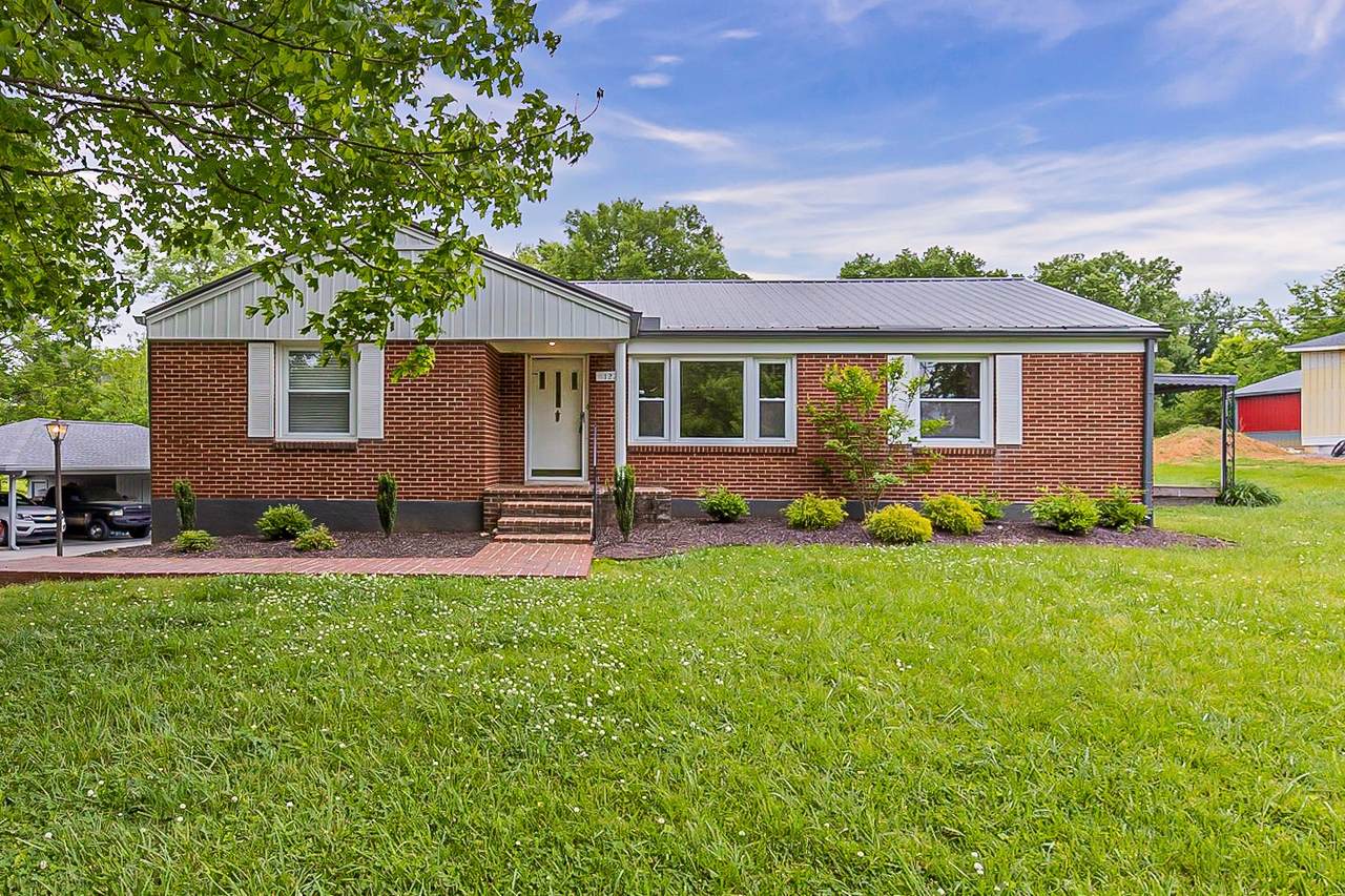 122 N Laurel Cir - Photo 1