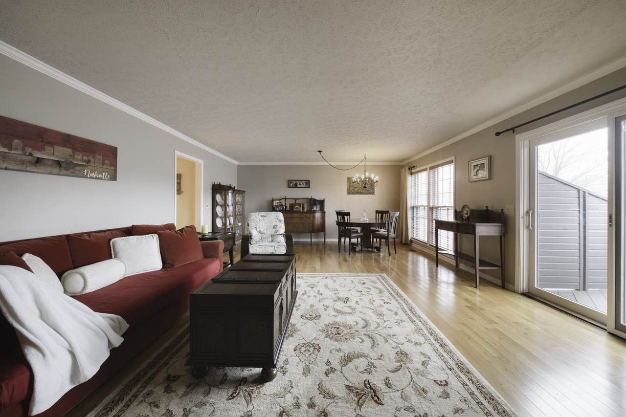 119 Hearthstone Manor Cir - Photo 1