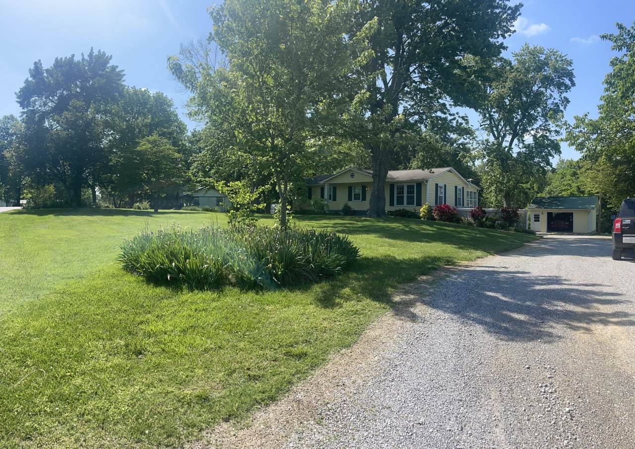5766 Fisher Grove Rd - Photo 1
