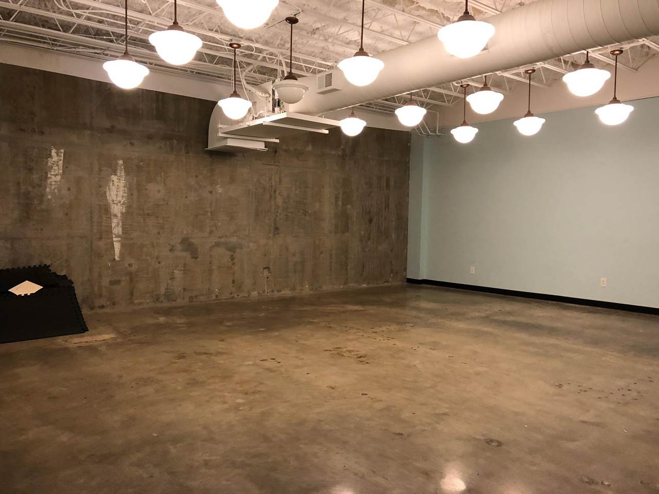 30 Crossland Ave, Unit 102B - Photo 1
