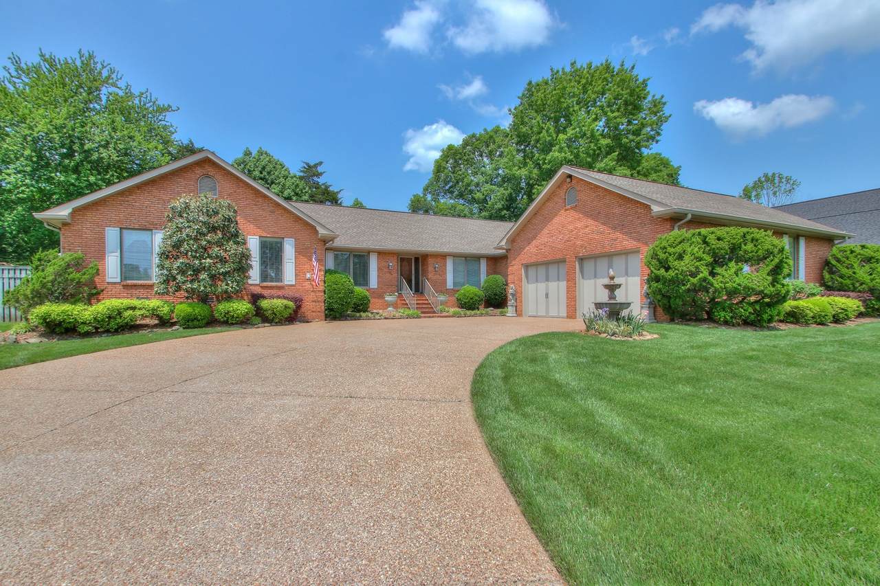 110 Geers Ct - Photo 1