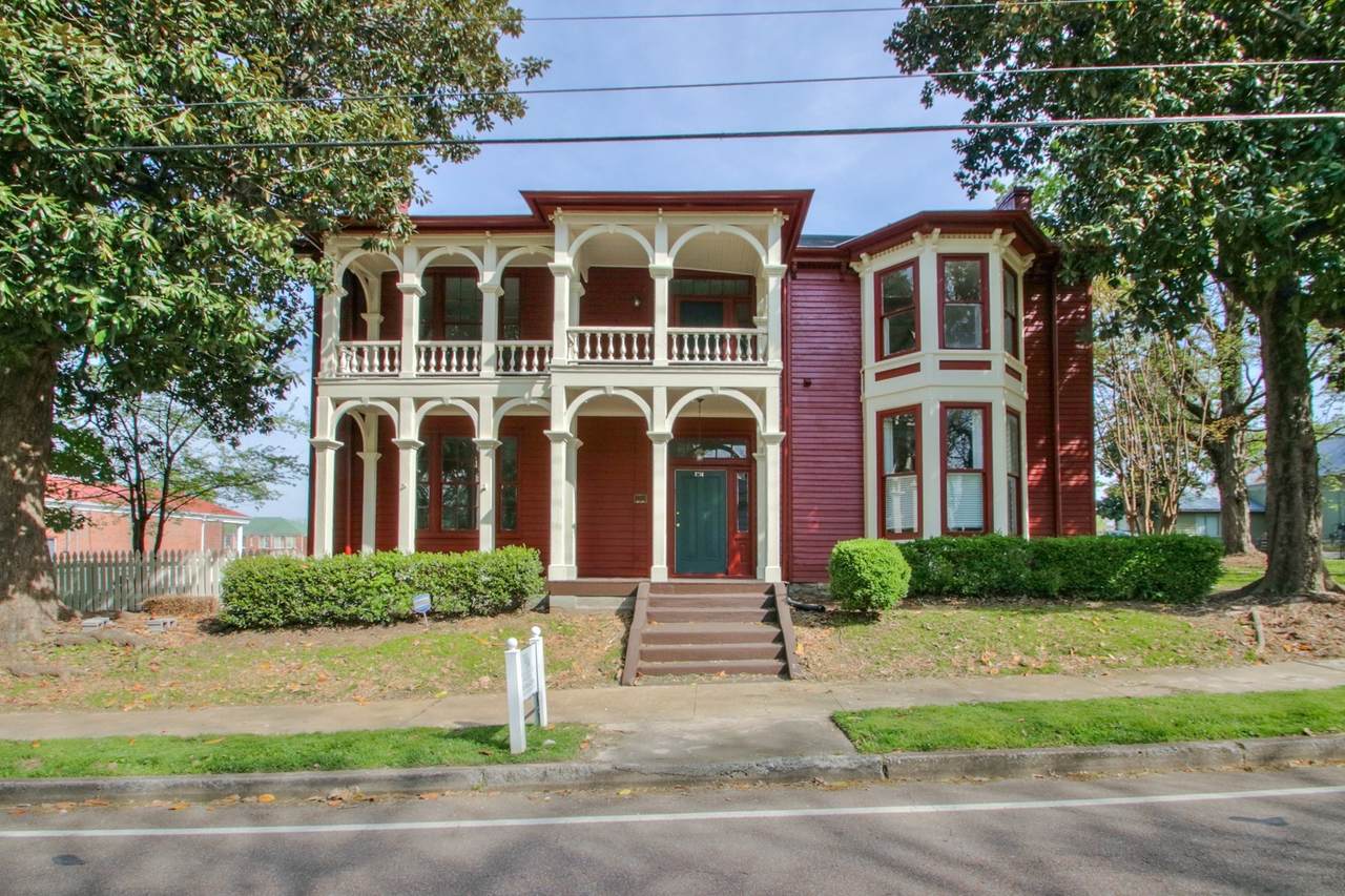 5294 Main St - Photo 1