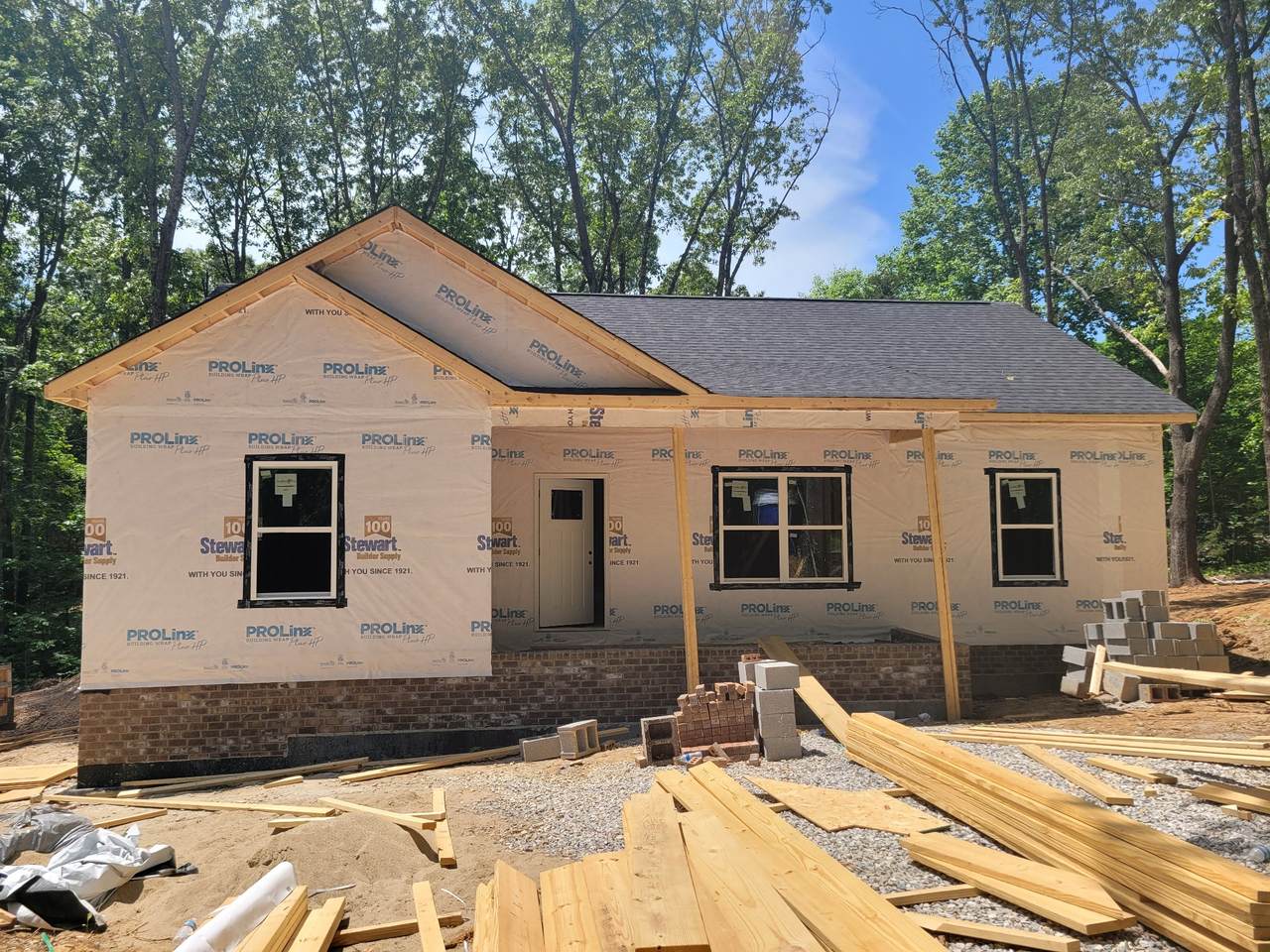 1051 Mulberry St - Photo 1