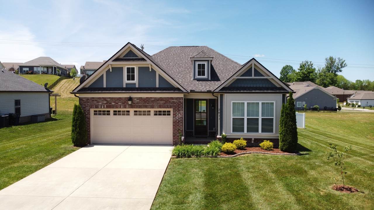 2611 Chesterfield Ln - Photo 1