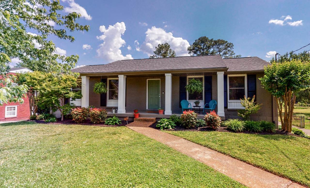 409 Lynn Dr - Photo 1