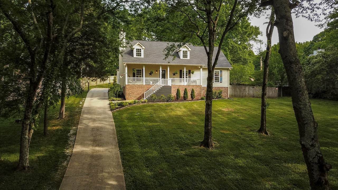 1411 Newmans Trl - Photo 1
