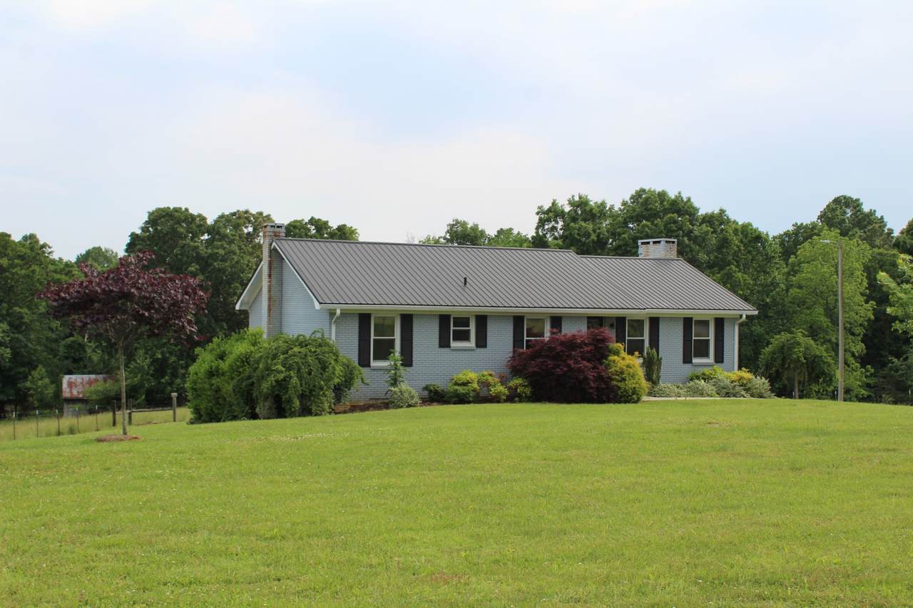 634 Pedigo Rd - Photo 1