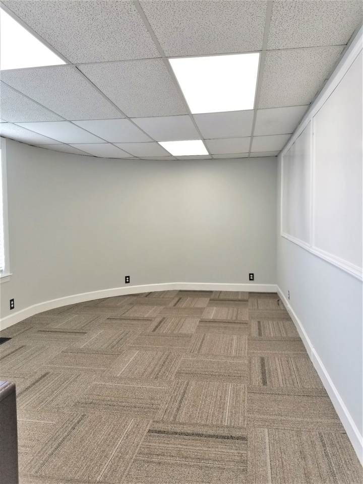 210 N Main St - Photo 1