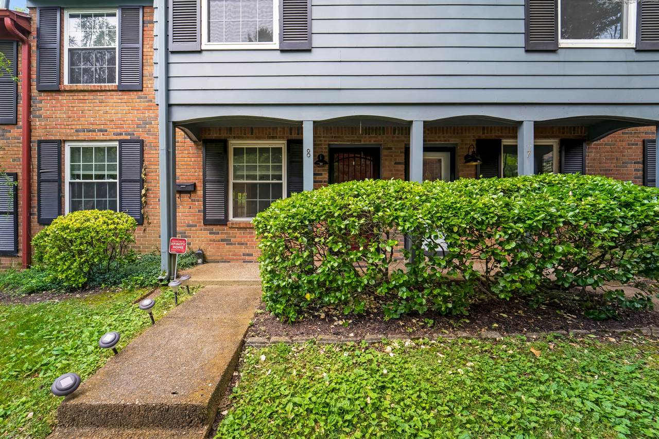 5515 Country Dr - Photo 1