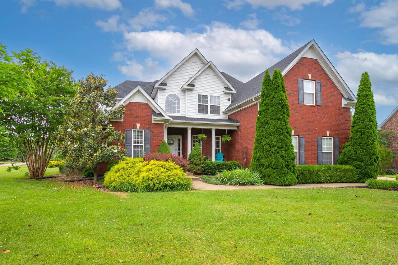 2101 Salem Woods Dr - Photo 1