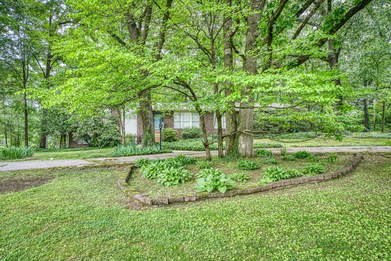 780 W Oak Drive - Photo 1