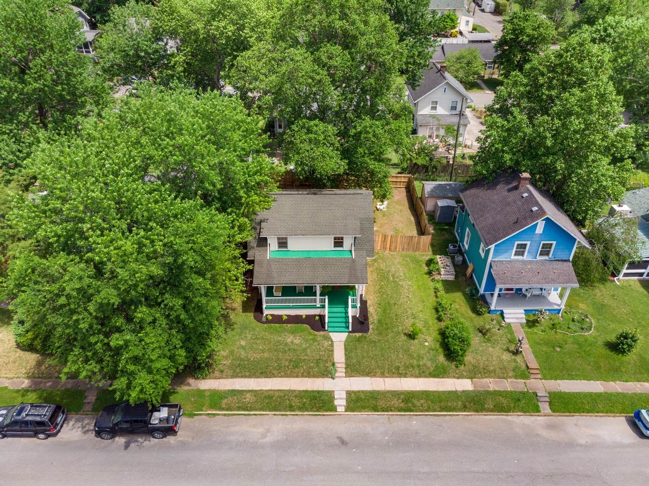 1407 Clarke St - Photo 1