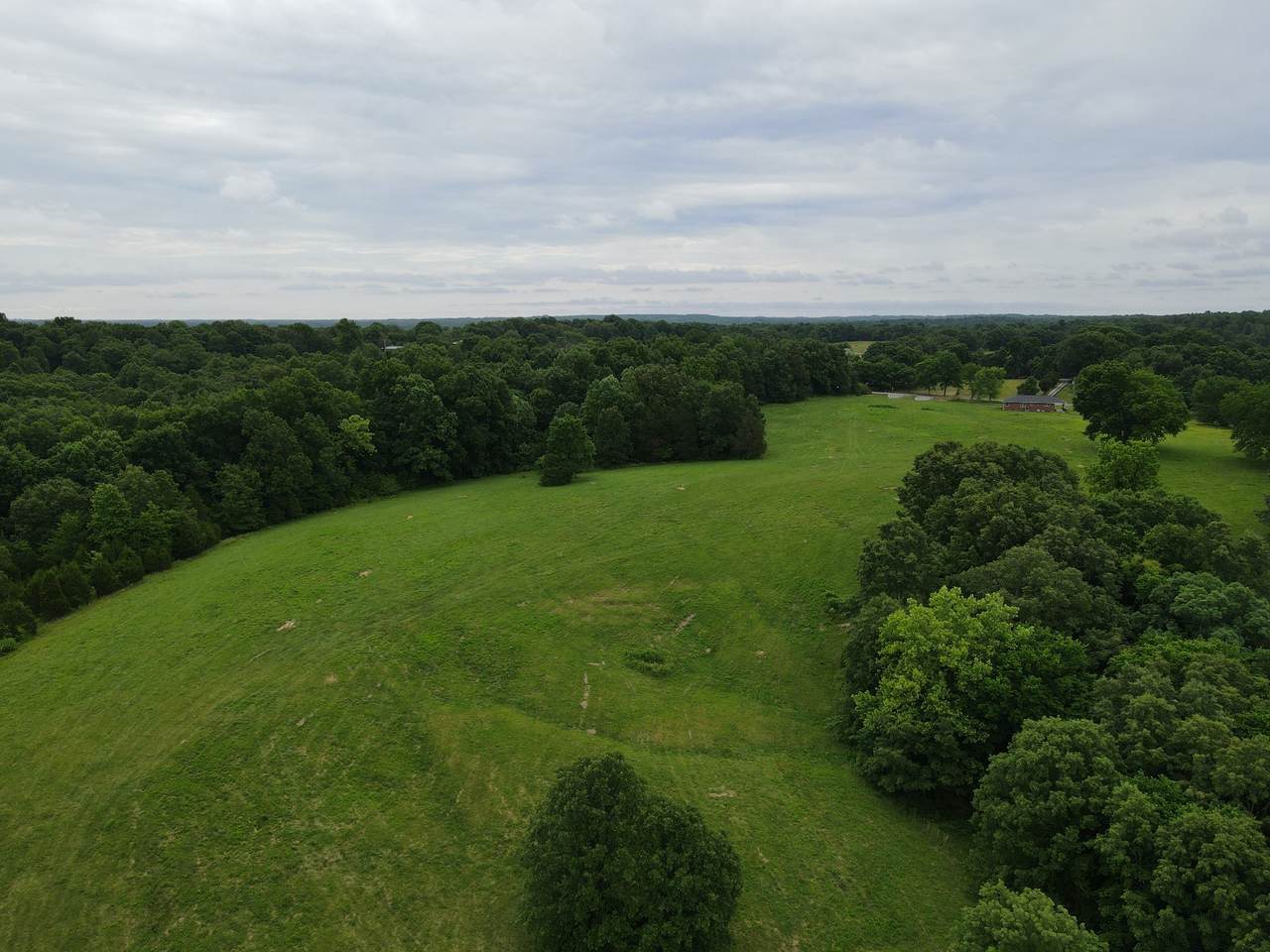1721 Fairfield Rd - Photo 1