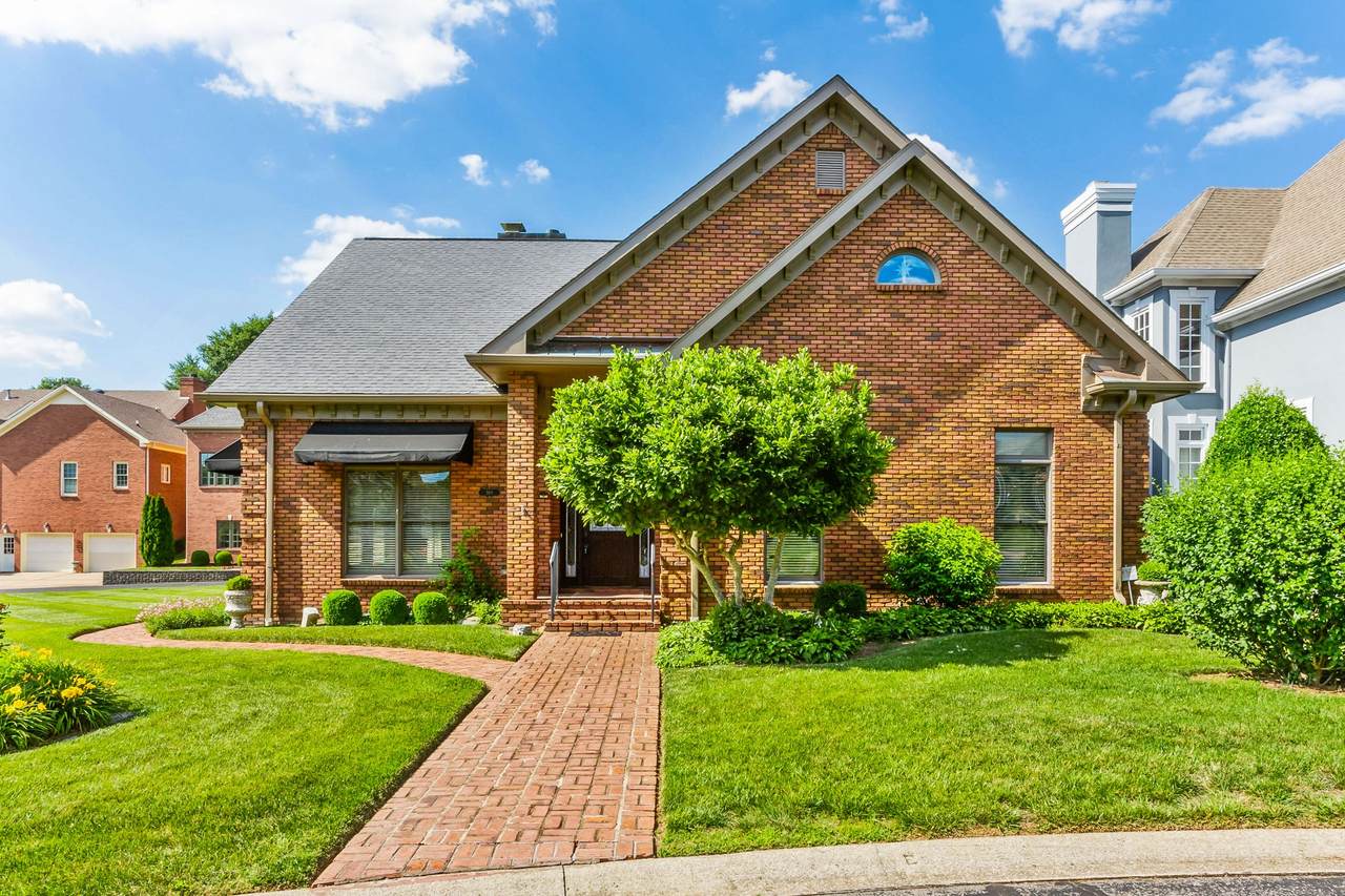 319 Partridge Ct - Photo 1