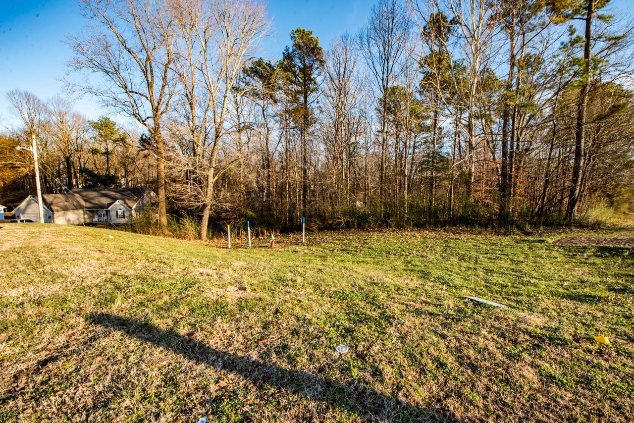 31 Stonehedge Dr - Photo 1