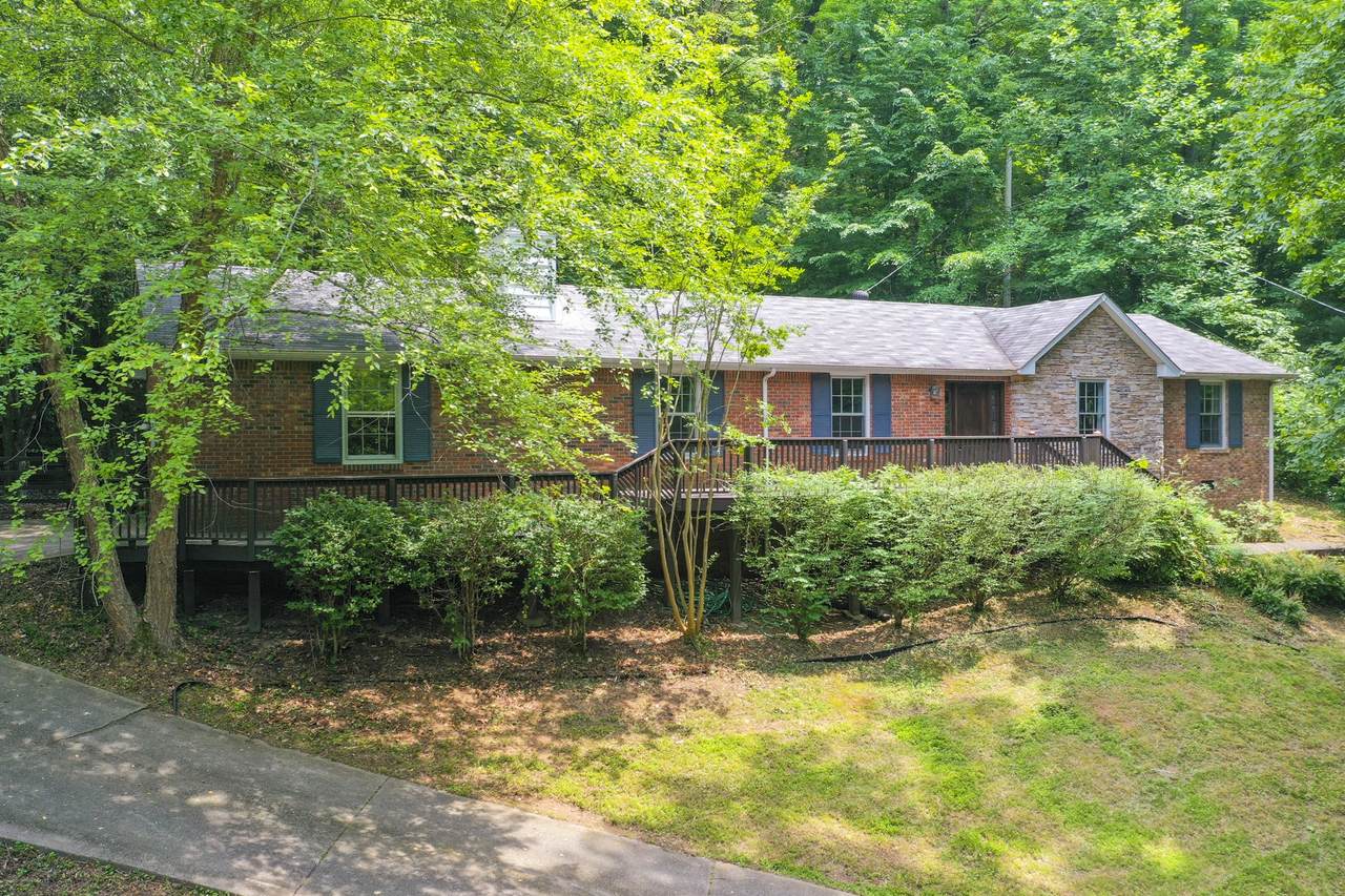 7447 Huntwick Trl - Photo 1