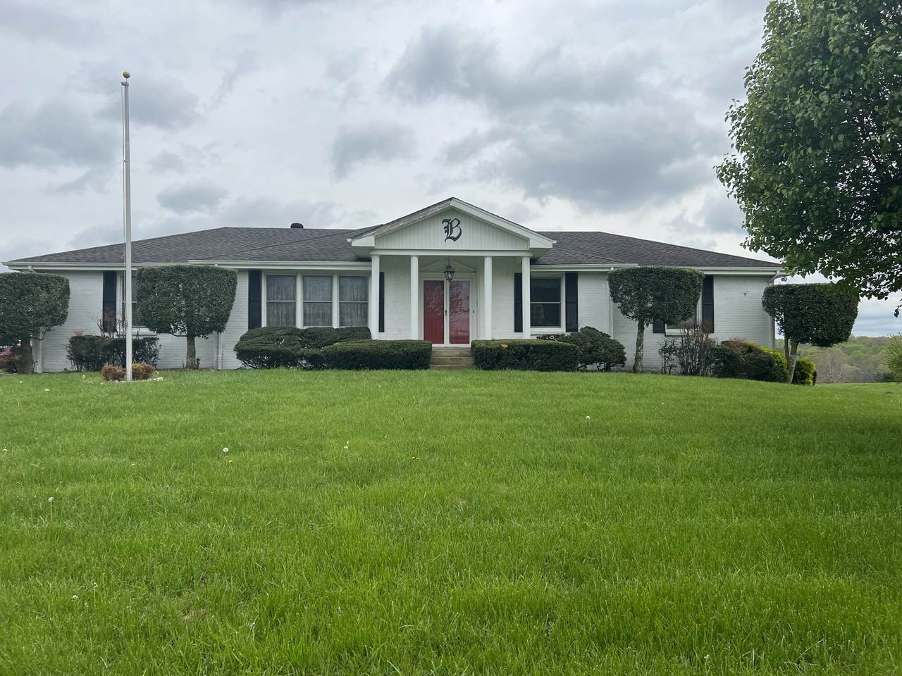 1795 Mosley Ferry Rd - Photo 1