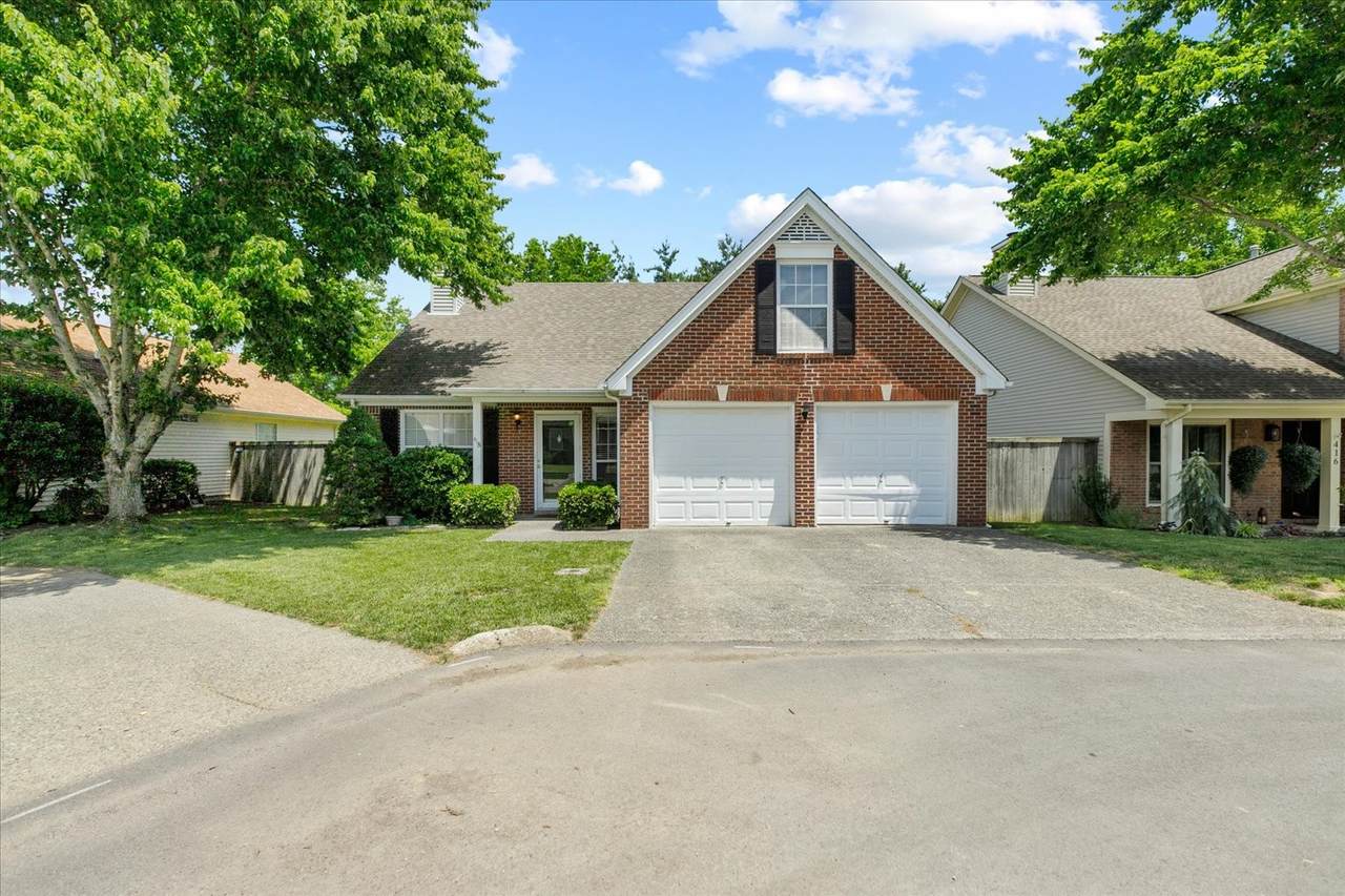 418 Newbary Ct - Photo 1