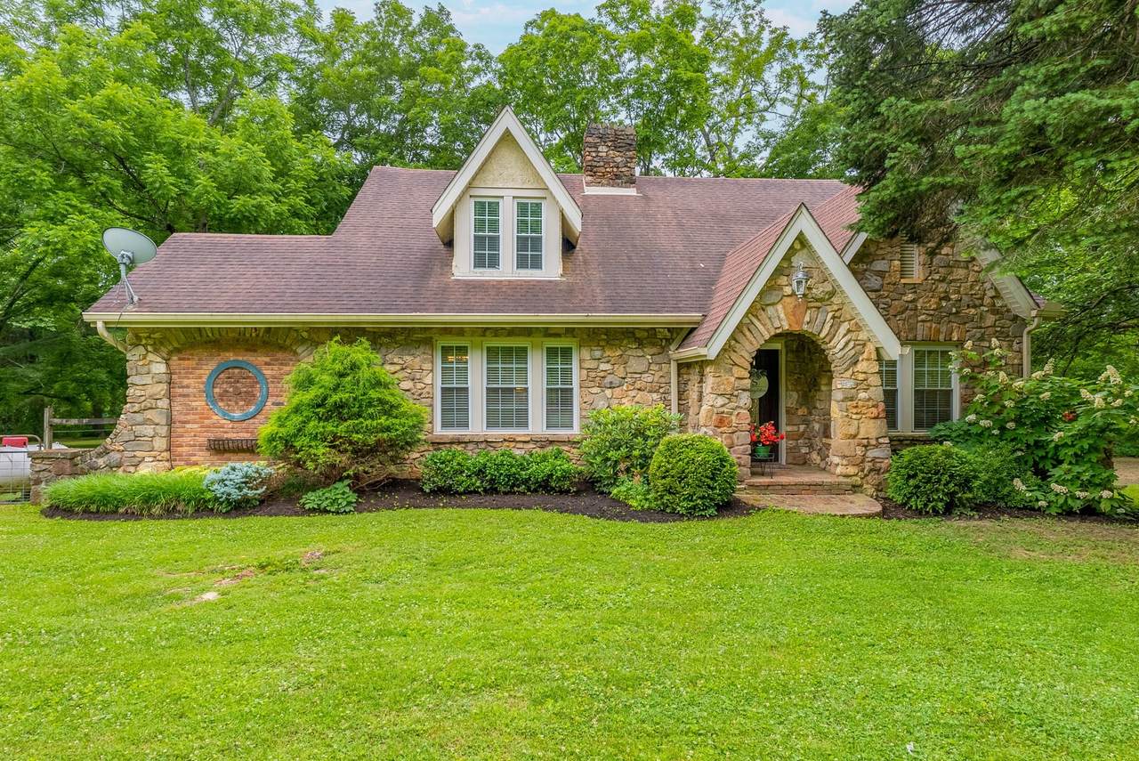 6825 Old Clarksville Pike - Photo 1