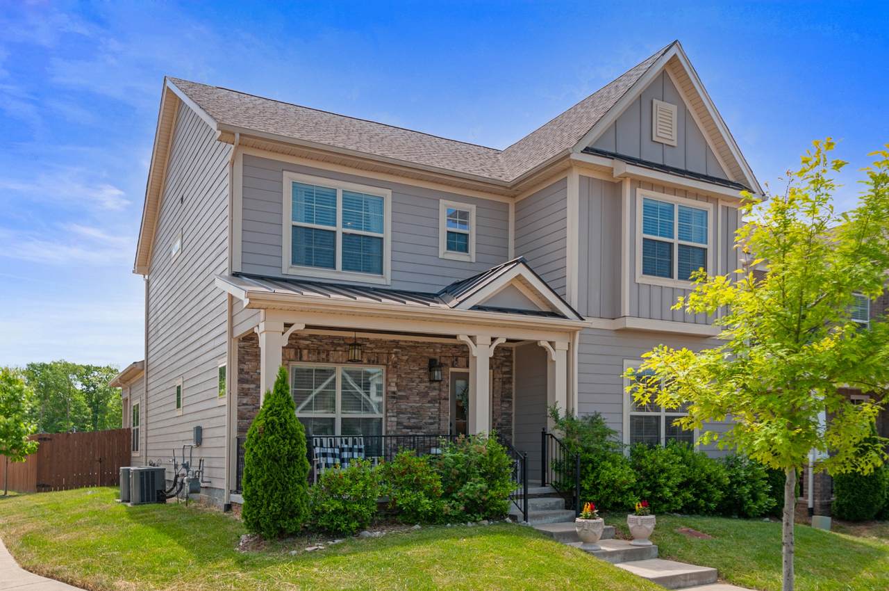 4061 Liberton Way - Photo 1